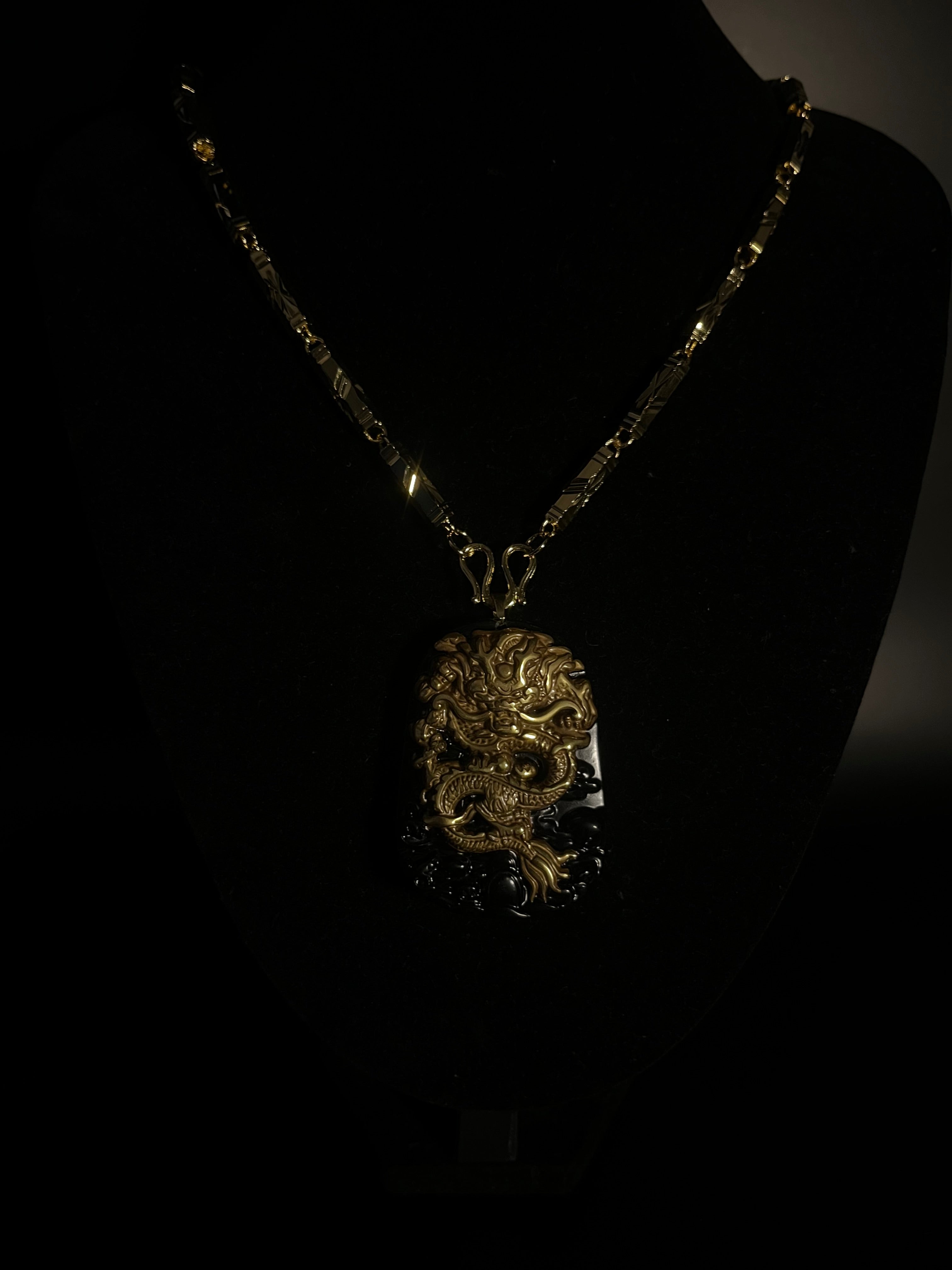 GOLD & BLACK JADE DRAGON + V1 CHAIN
