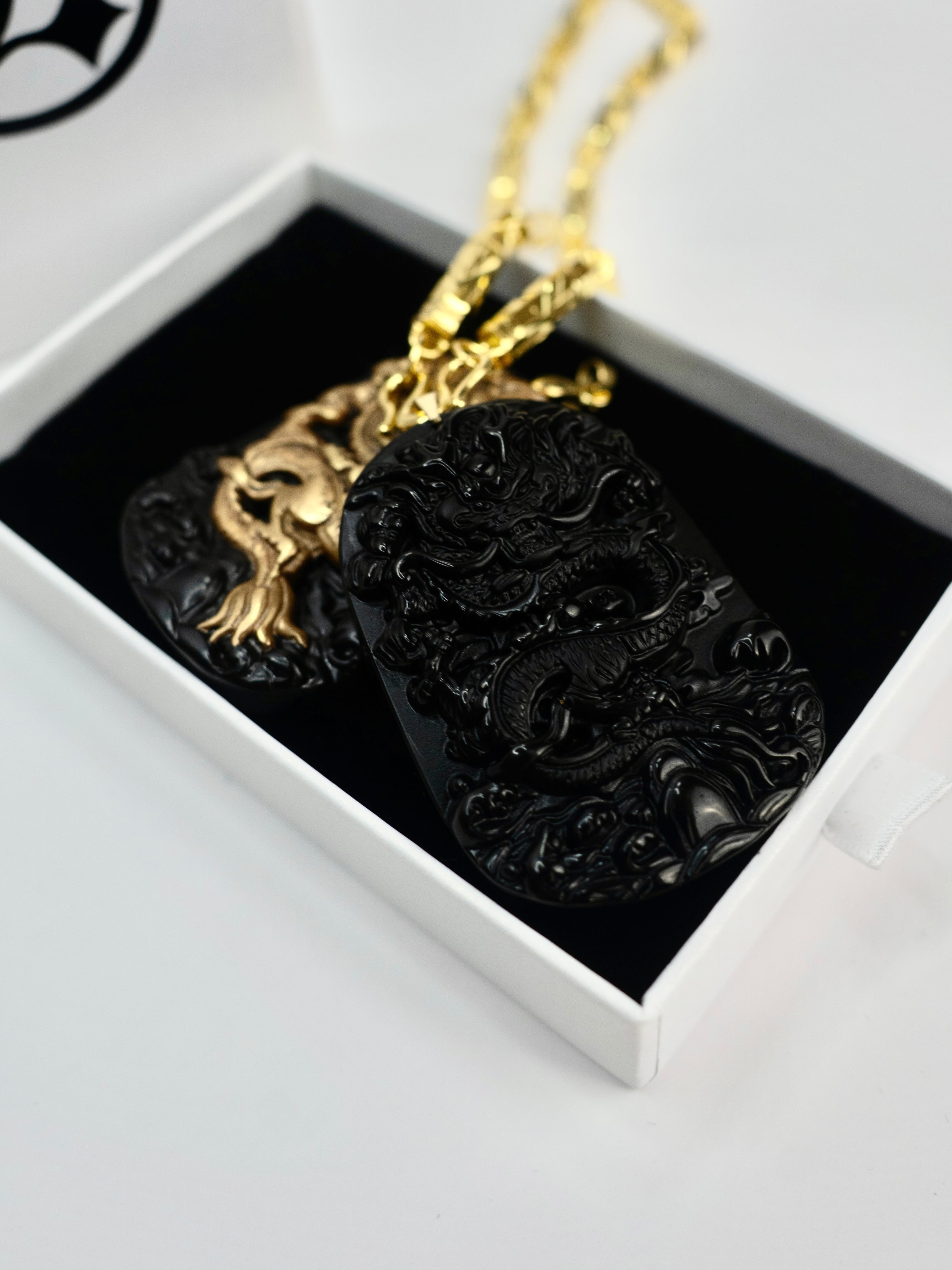 ( PENDANT ) BLACK JADE DRAGON