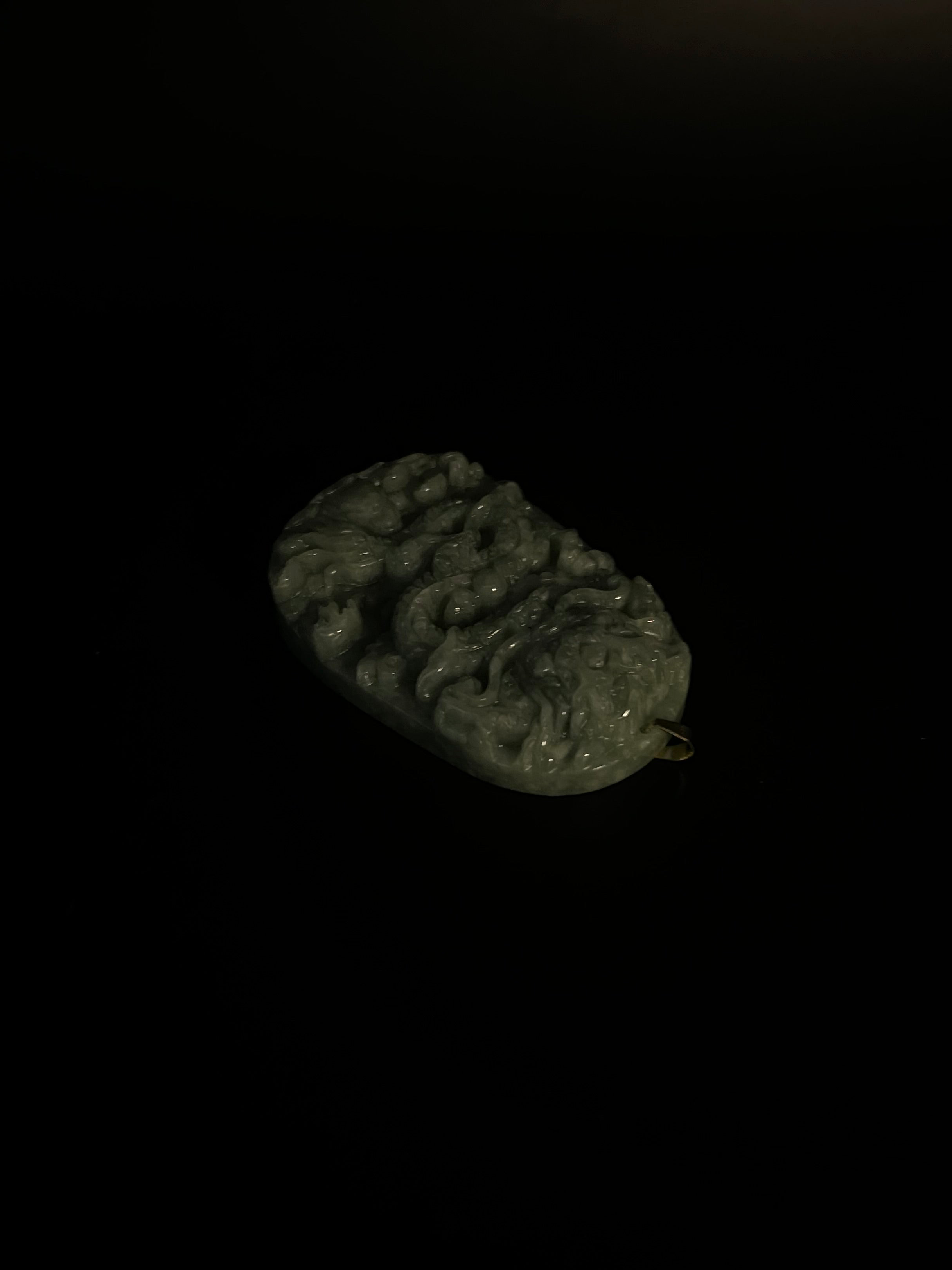 ( PENDANT ) V2 JADE DRAGON