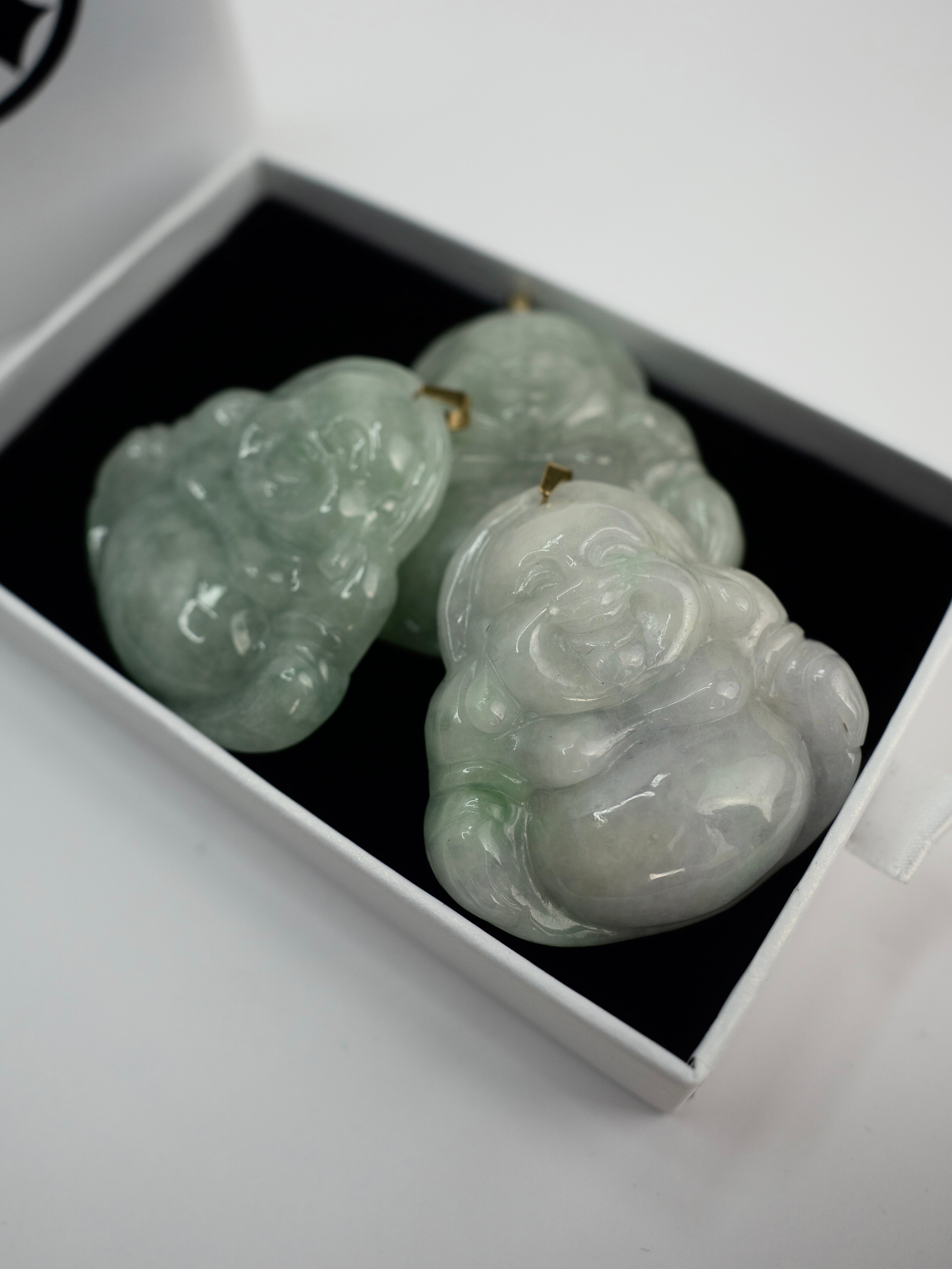 ( PENDANT ) WHITE JADE JUMBO BUDDHA