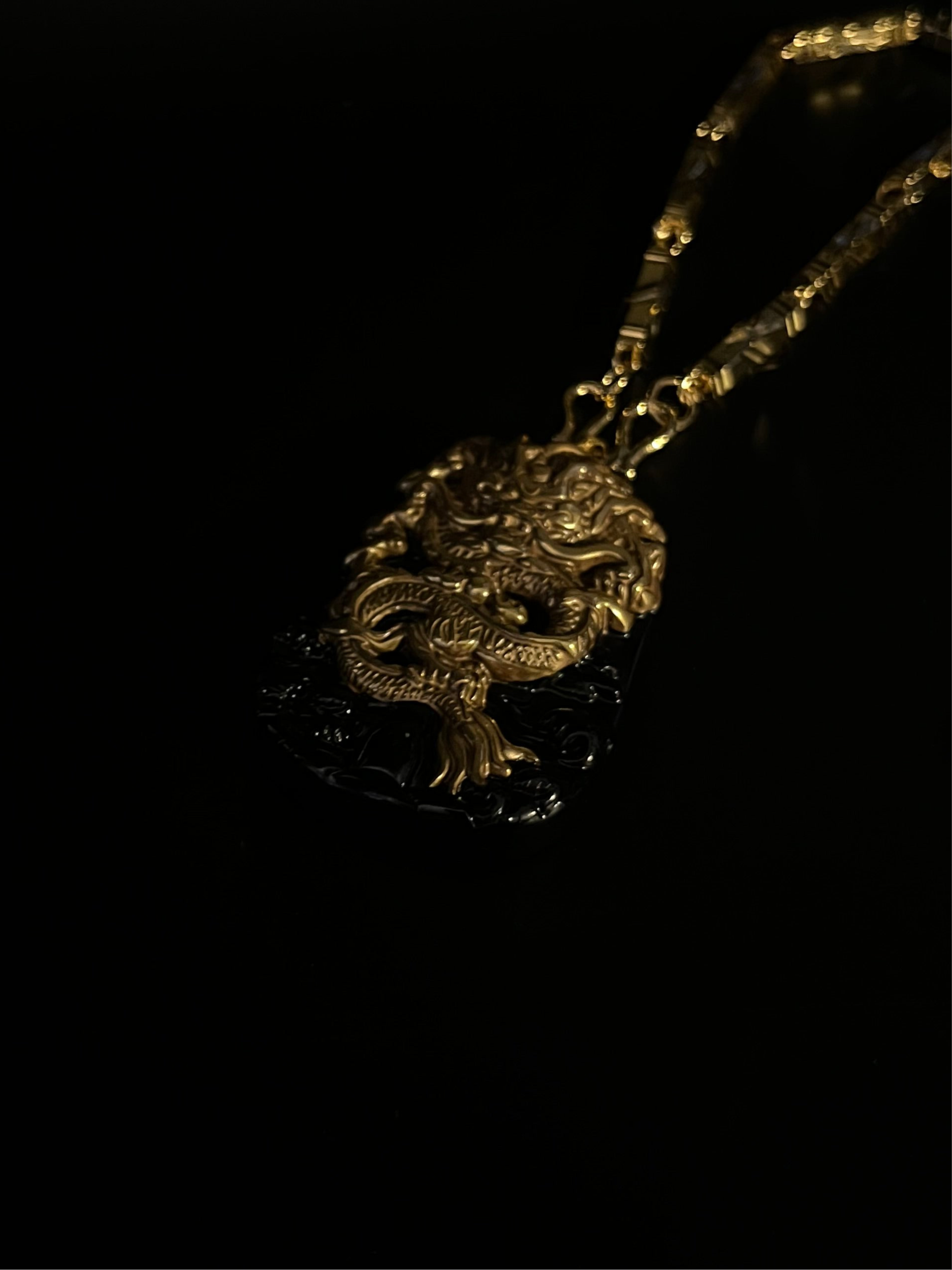 GOLD & BLACK JADE DRAGON + V1 CHAIN