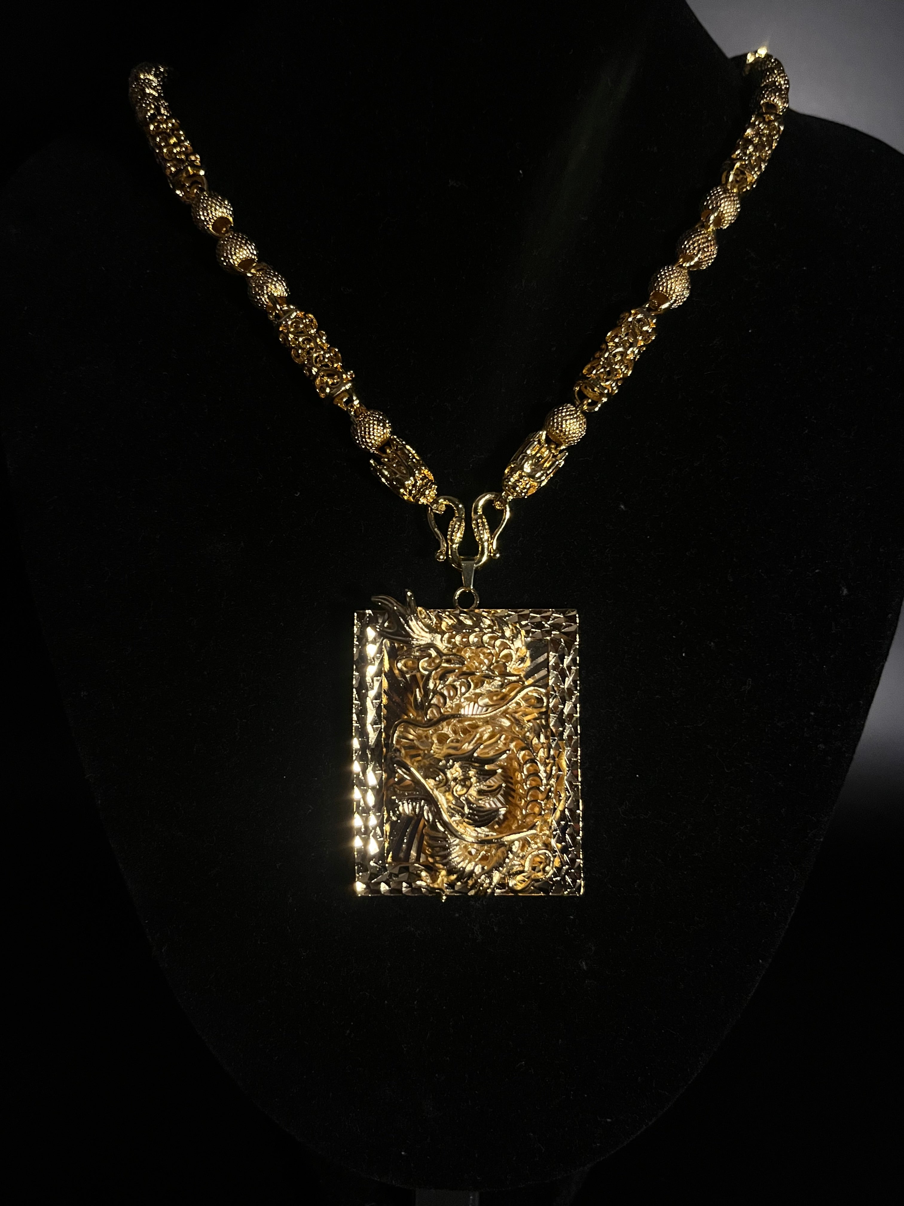 GOLD DRAGON + V2 DRAGON CHAIN