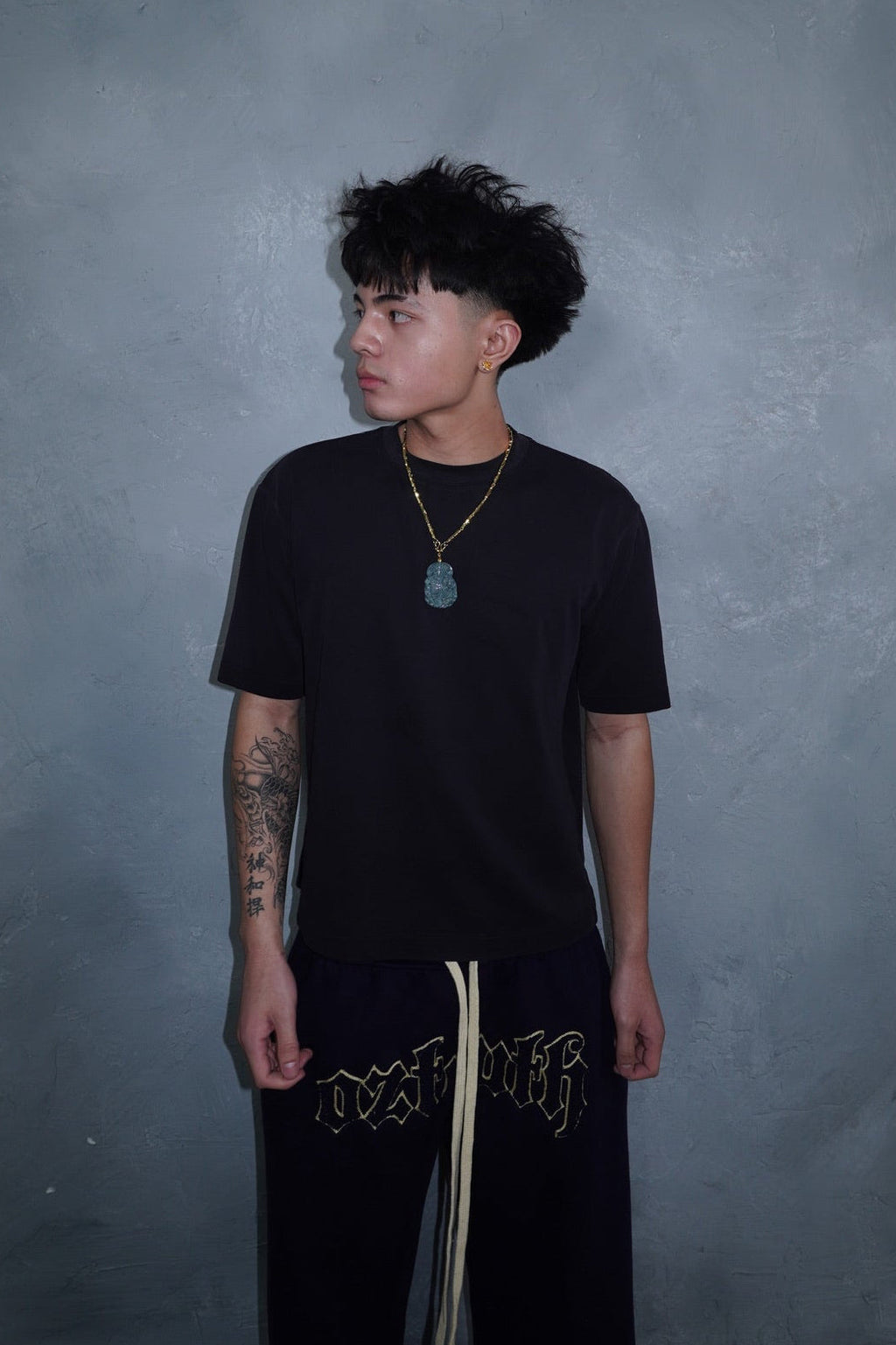 V2 OZTRUTH SWEATS