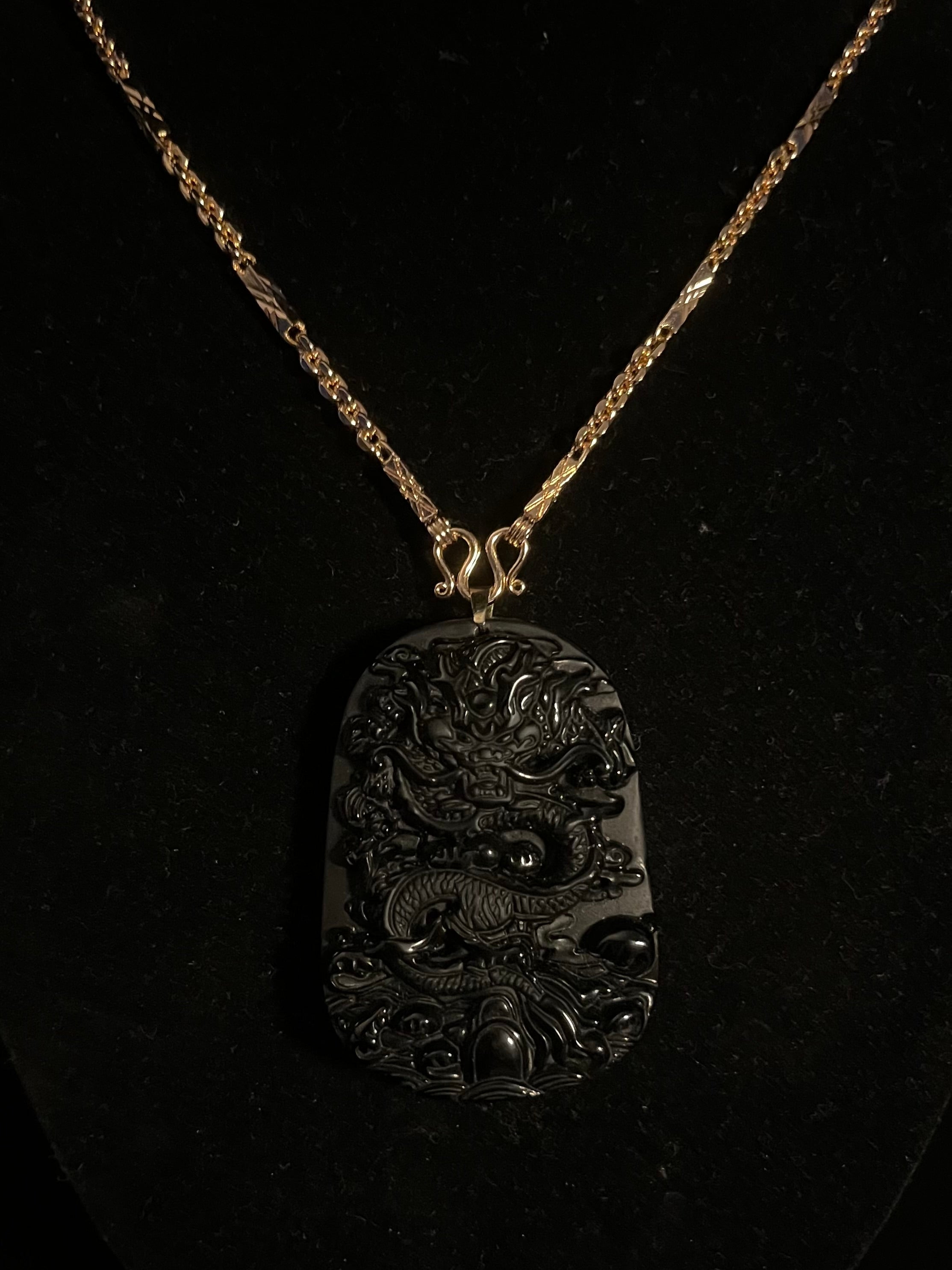 ( PENDANT ) BLACK JADE DRAGON
