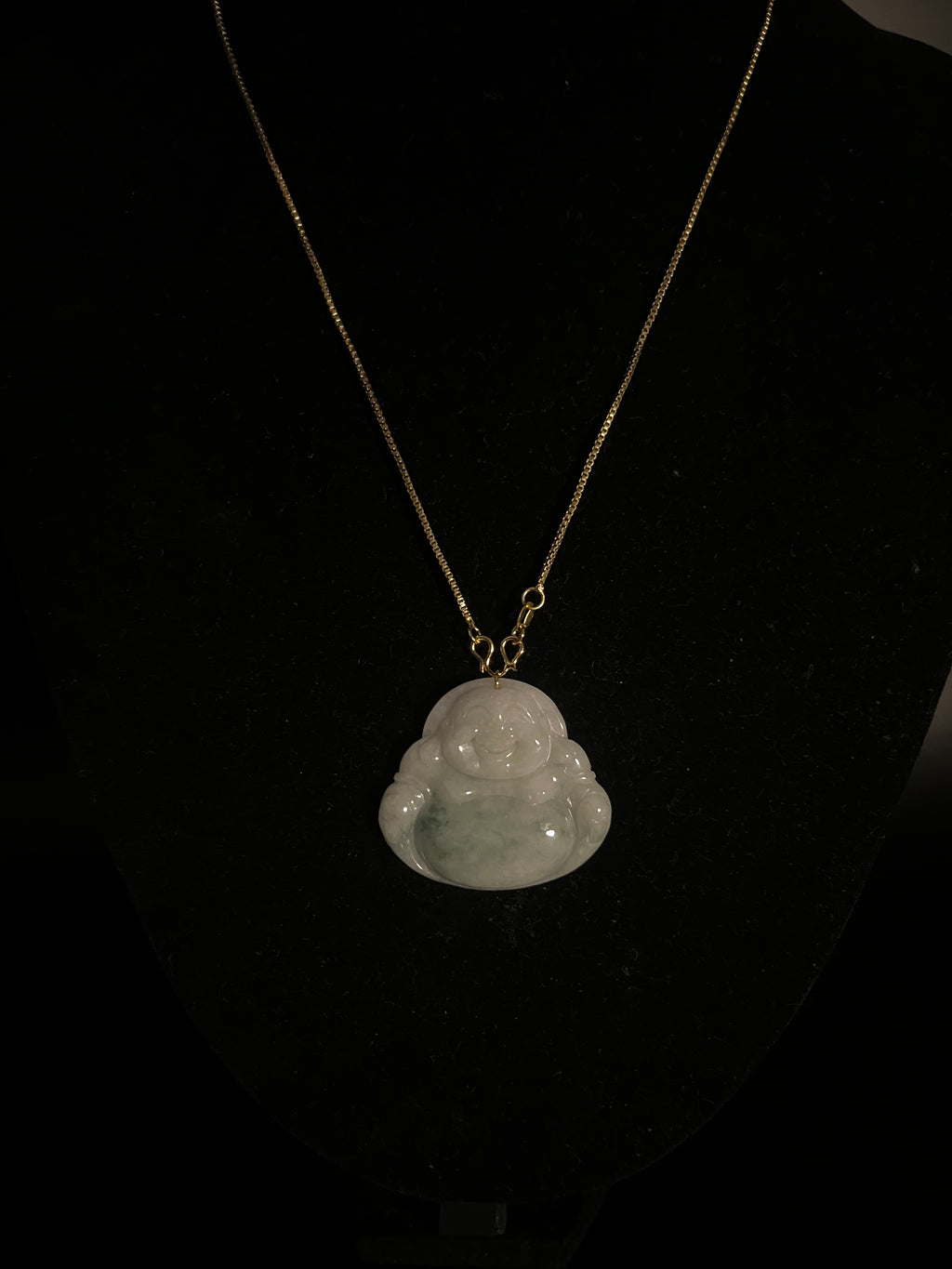 ( PENDANT ) MINI WHITE JADE BUDDHA