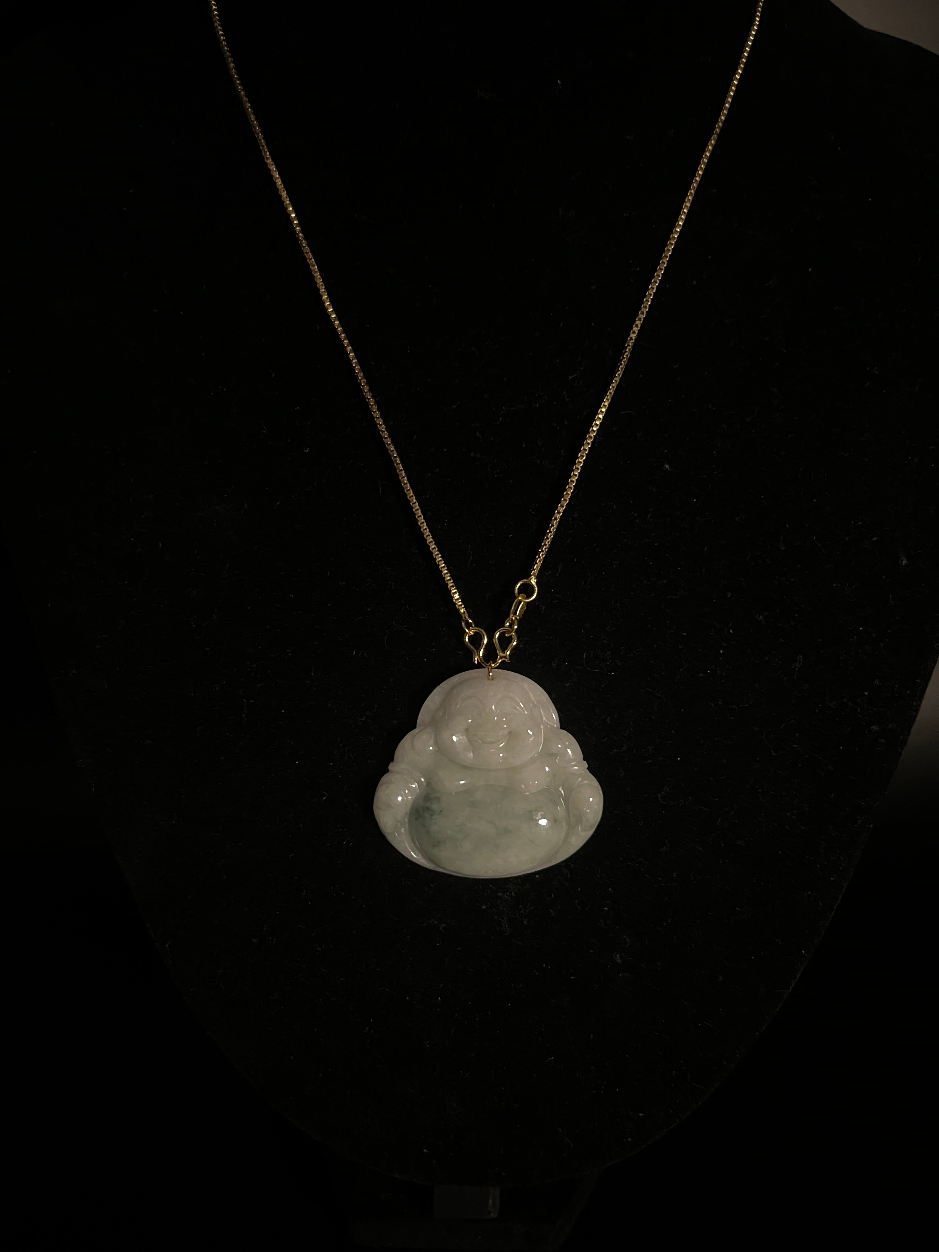 ( PENDANT ) MINI WHITE JADE BUDDHA