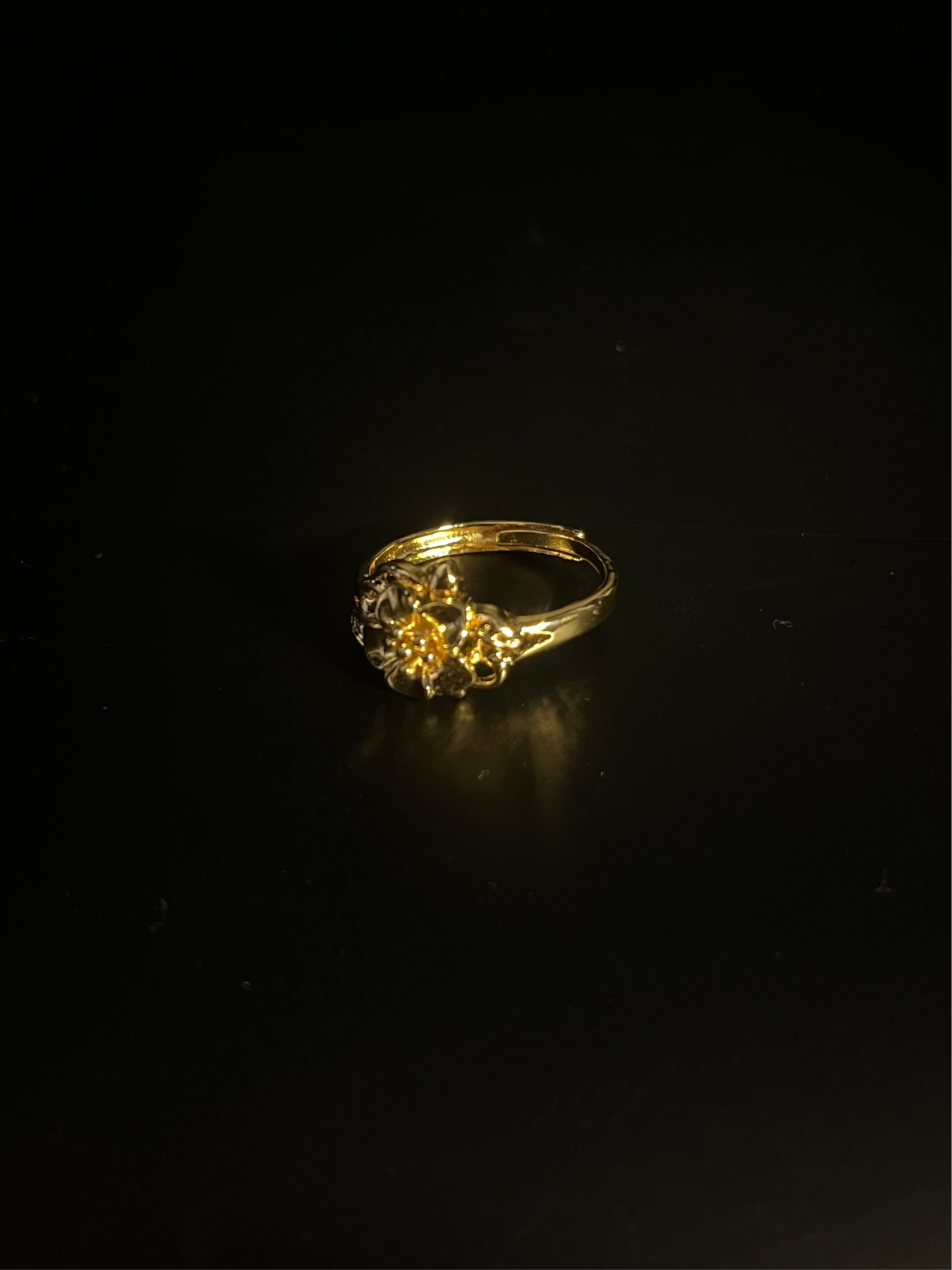 FLOWER ADJUSTABLE GOLD RING