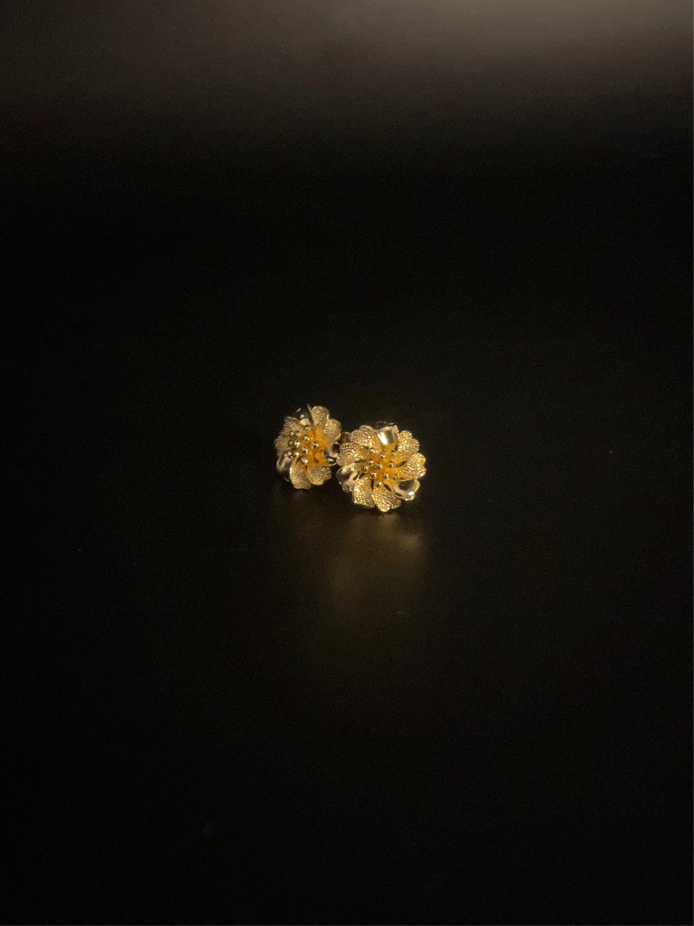 NEW FLOWER EARRINGS
