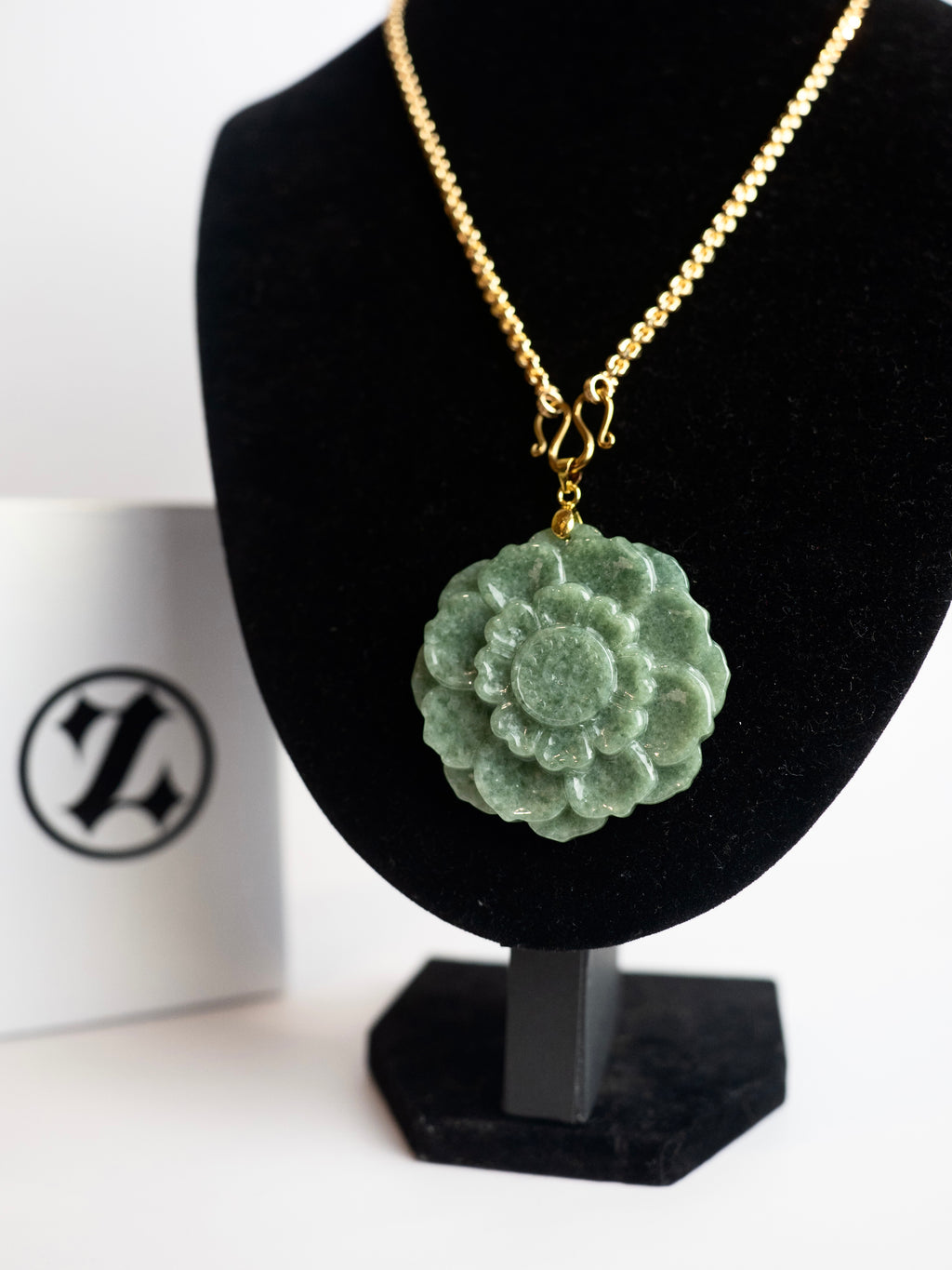( PENDANT ) JADE FLOWER