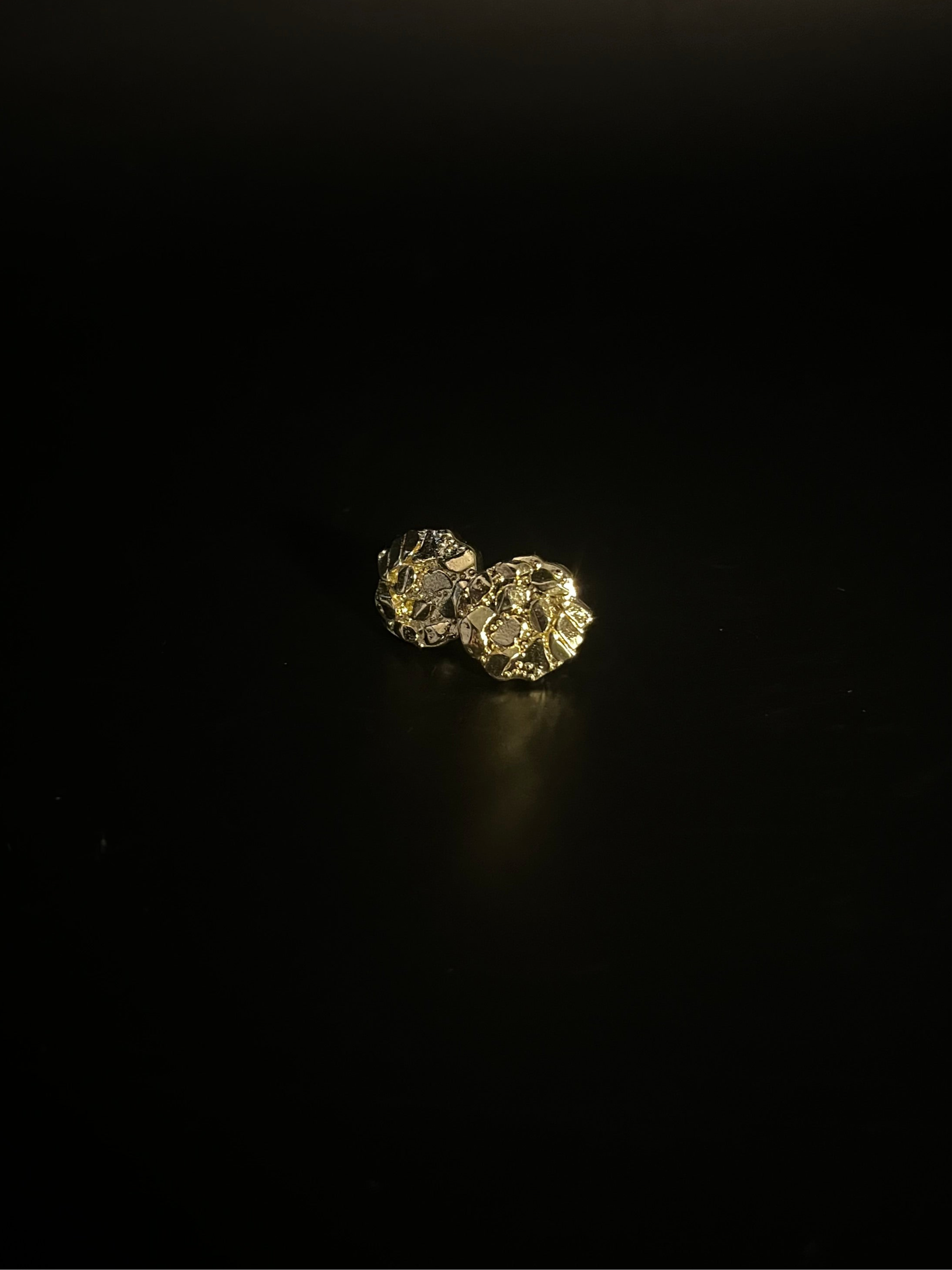 CIRCLE NUGGET EARRINGS