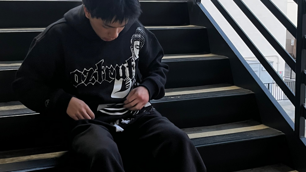 BLACK OZTRUTH SWEATS