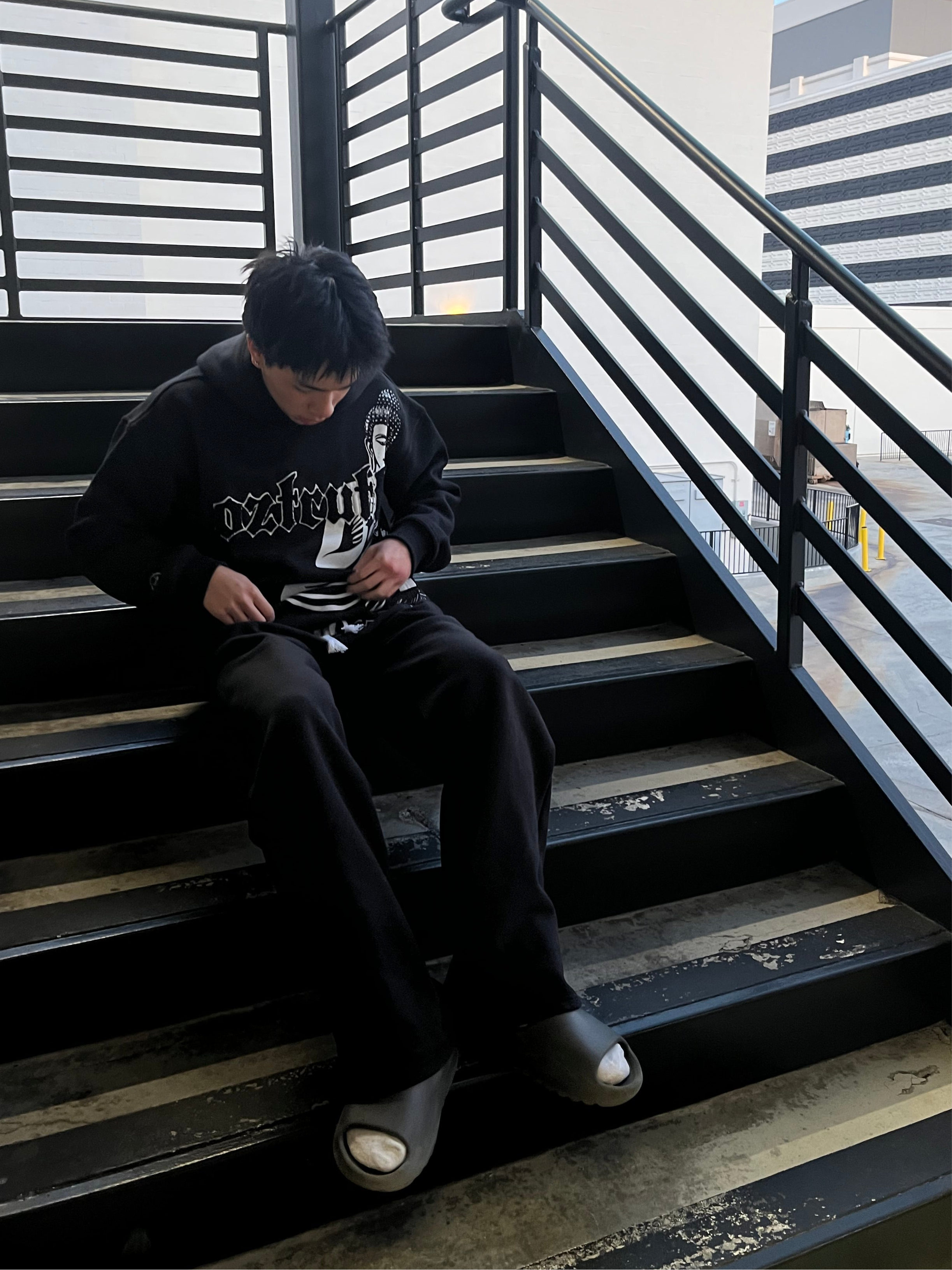 BLACK OZTRUTH HOODIE