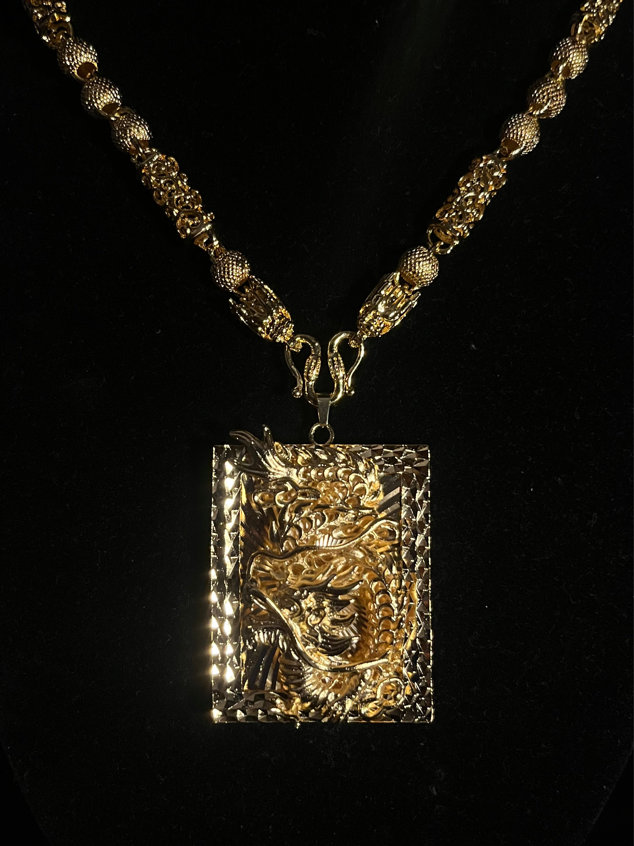 GOLD DRAGON + V2 DRAGON CHAIN